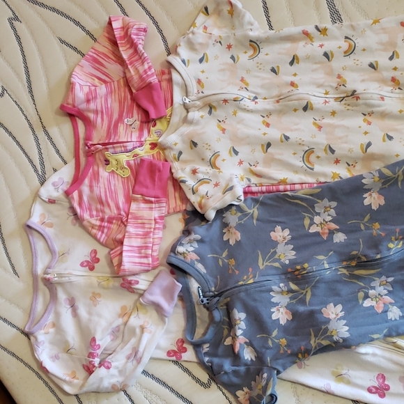 Girl onesie 3T - Picture 2 of 4